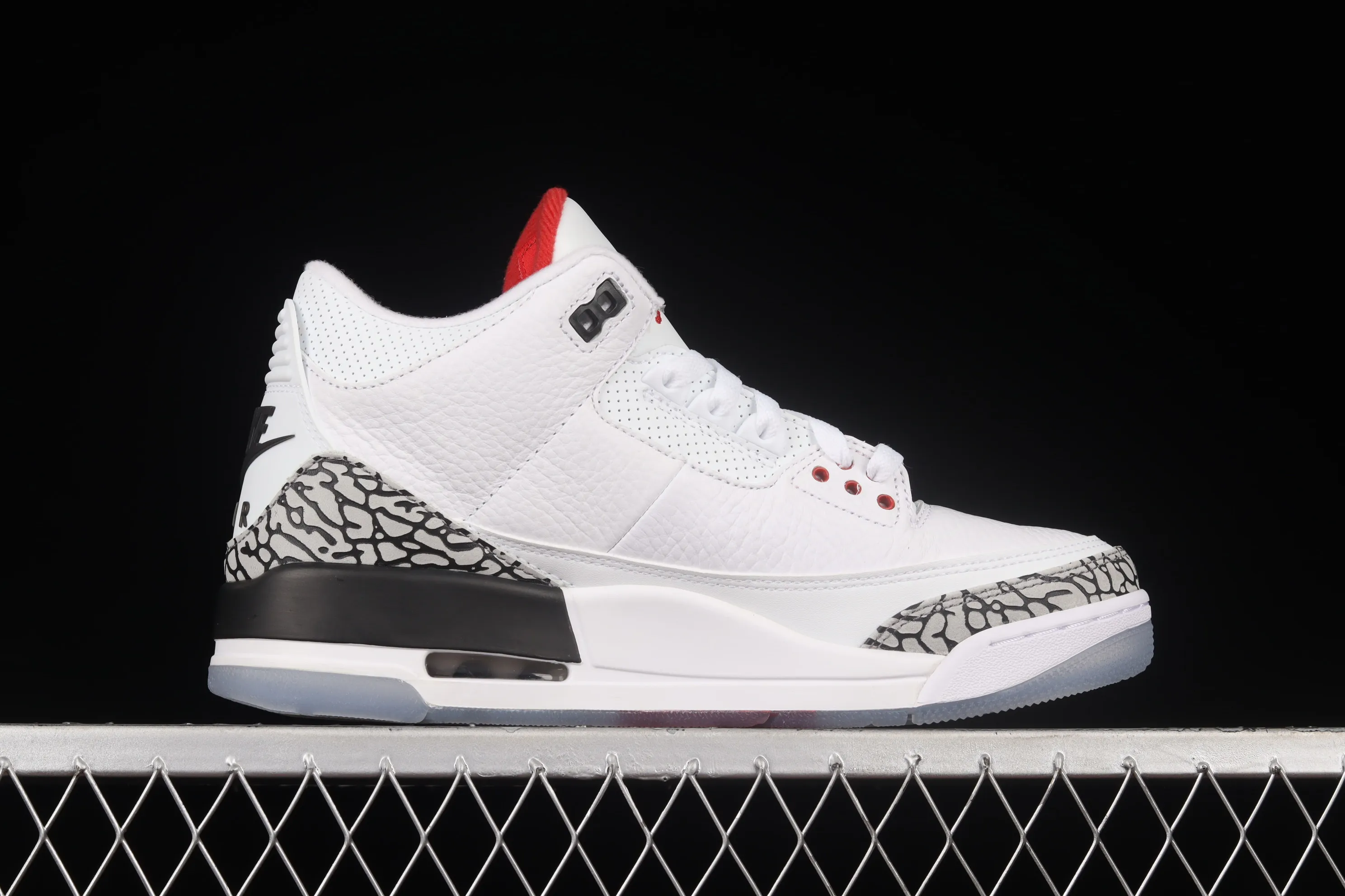 All categories Air Jordan Jordan series basketball shoes Air Jordan 3 foreign trade version Air Jordan 3 Retro NRG Mocha AJ3 Joe 3 "free throw line" basketball shoes 923096-101